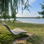 Gruener Am Kiebitzsee * Falkenburg