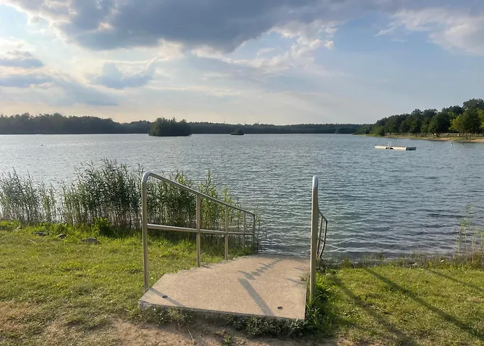 Gruener Am Kiebitzsee * Falkenburg